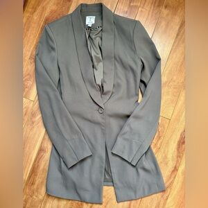 Elegant Olive Women's Blazer